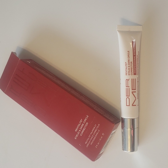 Dermelect Cosmeceuticals Revitalize Professional Eyelid & Dark Circle Corrector - Picture 2 of 4